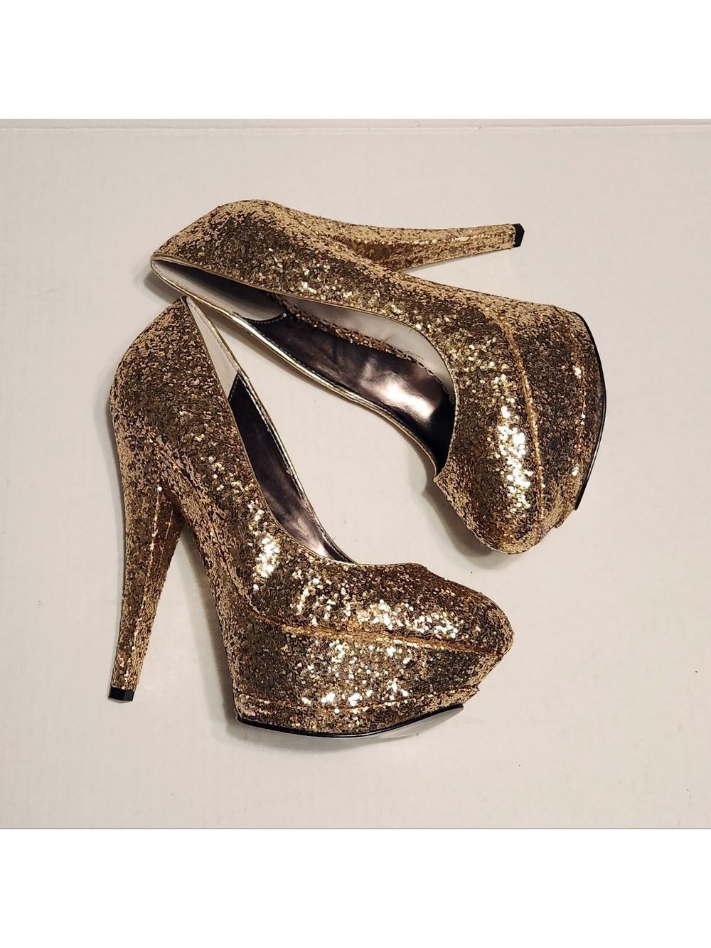 Bebe Gold Glitter Platform Stiletto Heel Pumps Size 8 - Picture 2 of 11
